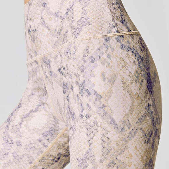 NWOT Carbon 38 High Waist Python Leggings XS - Picture 3 of 5